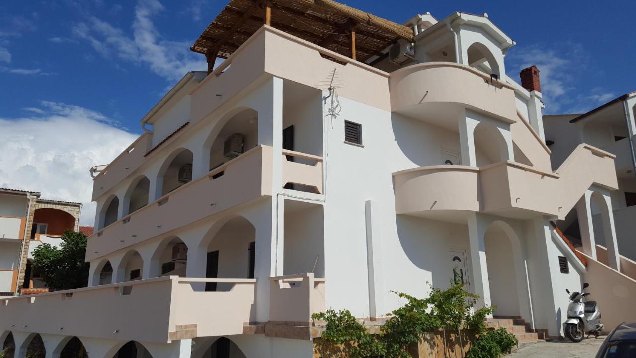 Apartment Metajna 4120C מראה חיצוני תמונה